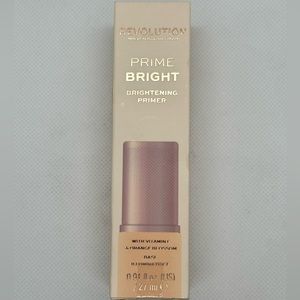 Revolution brighting primer